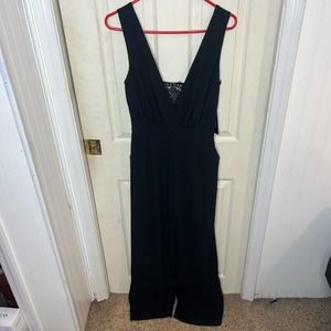 NWT Lulu’s Black Lace V-Neck Tank Top Jump Suit Straight Leg Size Small